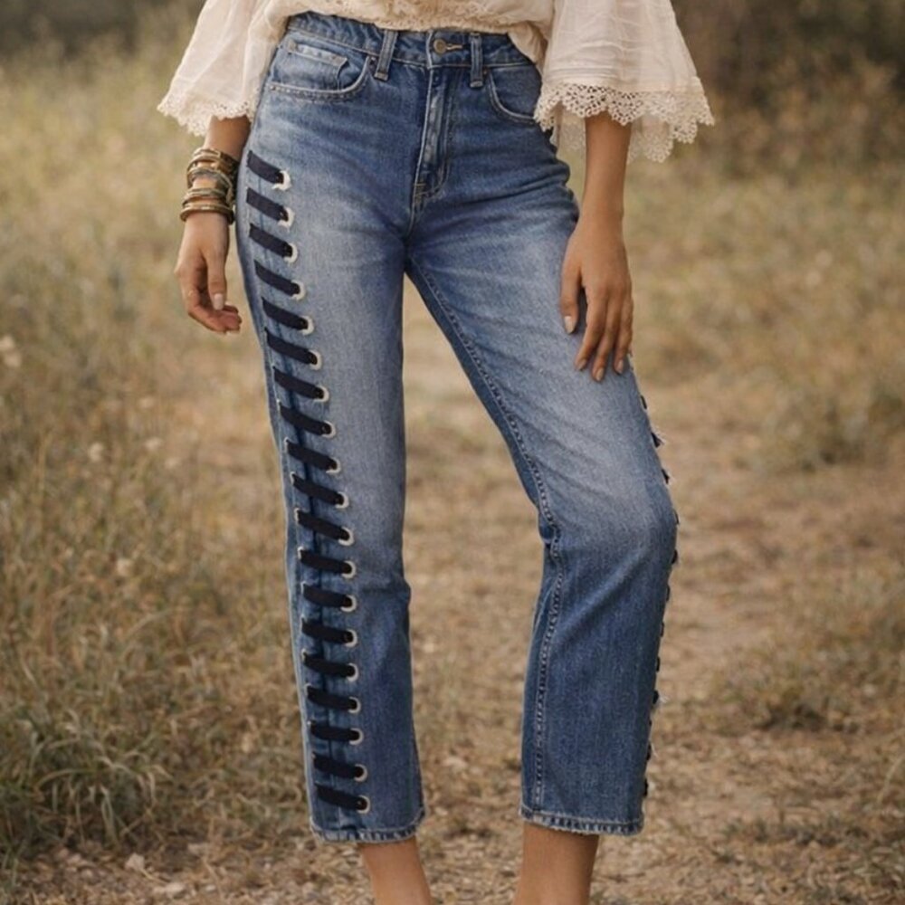 Veronica Beard Inez 10.75 Girlfriend Side Lace Stone Wash Blue Jeans, Size 26